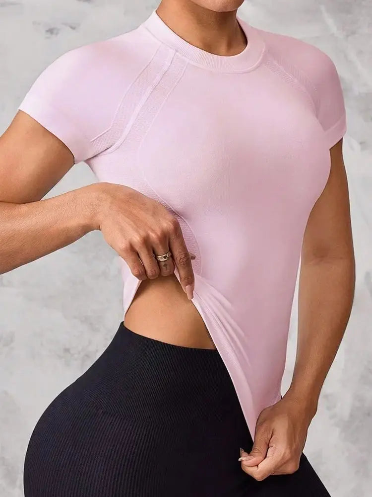 Women's short-sleeved sports top