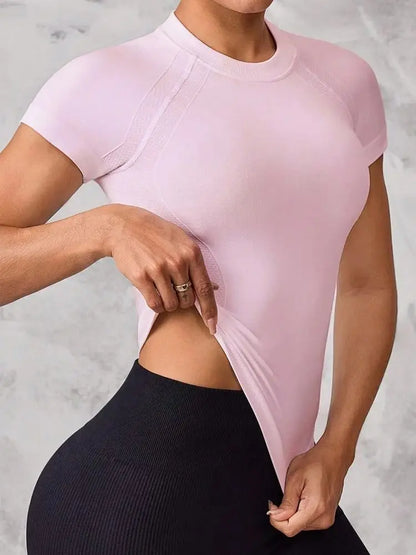 Women's short-sleeved sports top