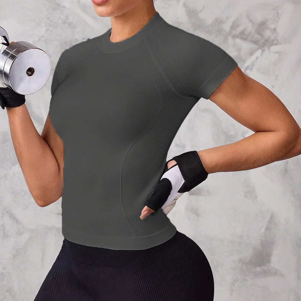 Women's short-sleeved sports top